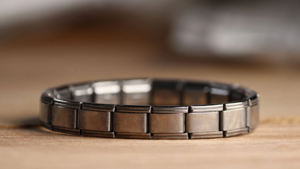 Classic Stainless Steel Stretch Men's Bracelet